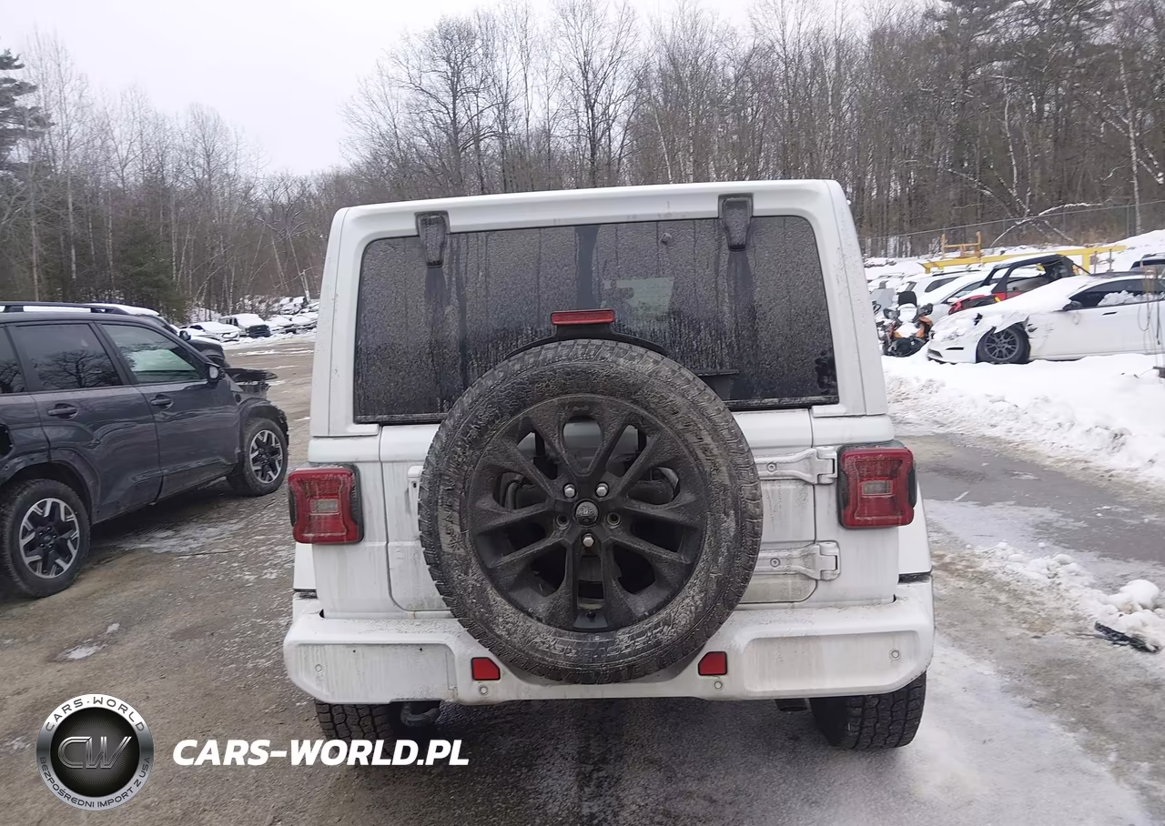 2021 Jeep Wrangler Unlimited High Altitude 4X4 VIN:1C4HJXEN4MW748802 - 16