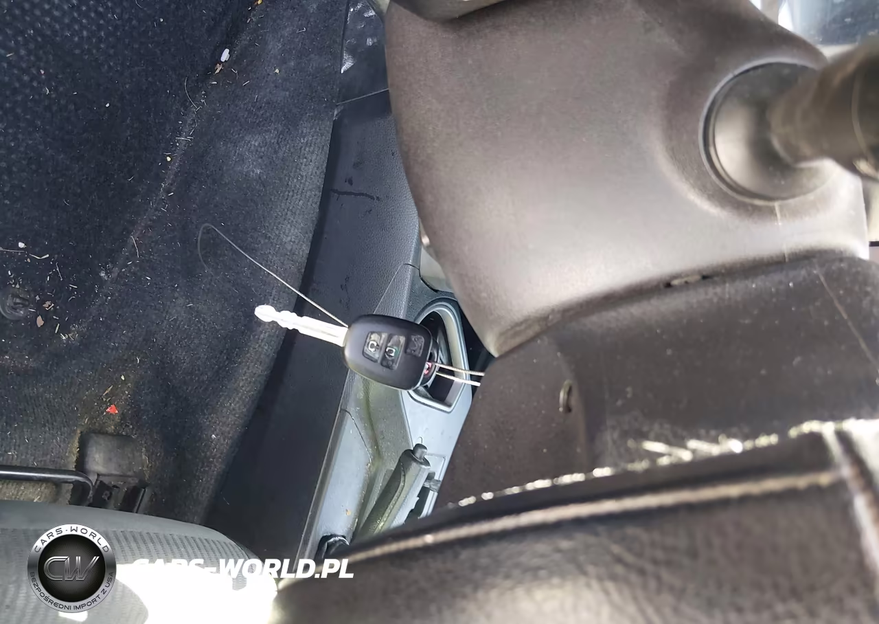 2018 Toyota Rav4 Le VIN:2T3ZFREV1JW470002 - 18
