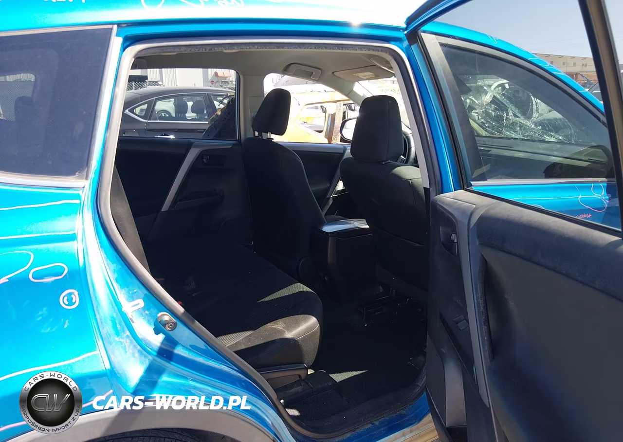 2018 Toyota Rav4 Le VIN:2T3ZFREV1JW470002 - 8