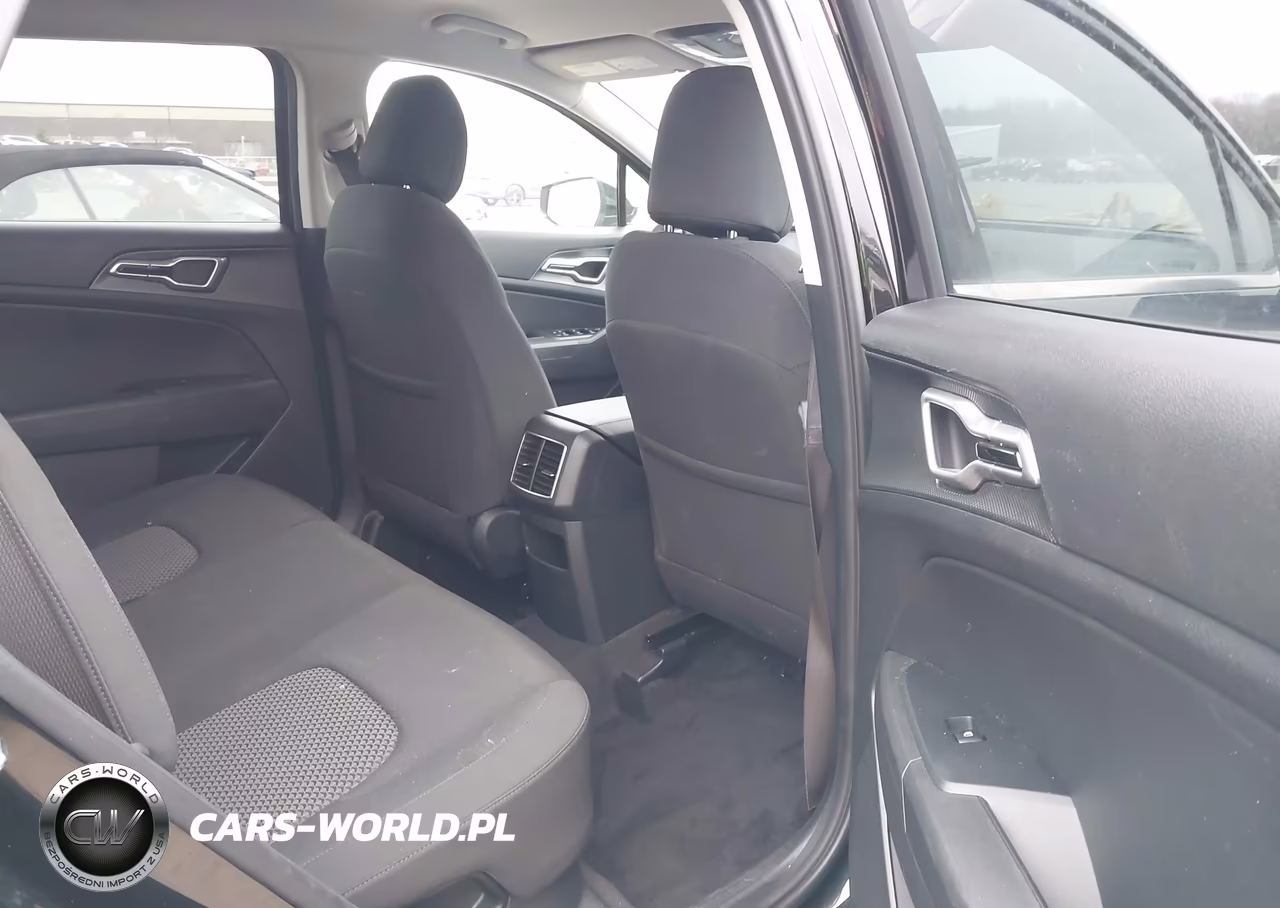 2025 Kia Sportage Hybrid Lx VIN:KNDPU3DG9S7248219 - 8