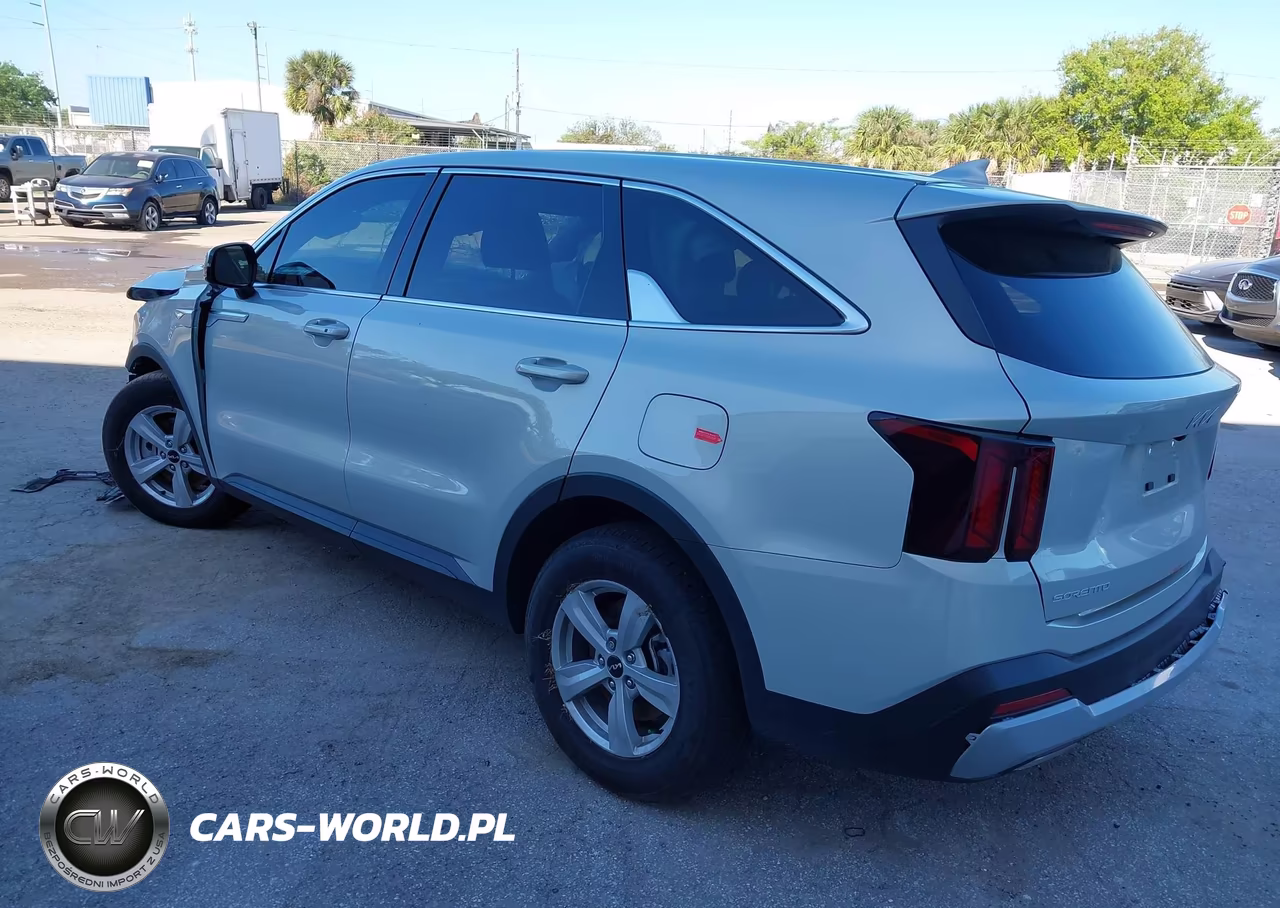 2026 Kia Sorento Lx VIN:5XYRG4JC5TG432861 - 3