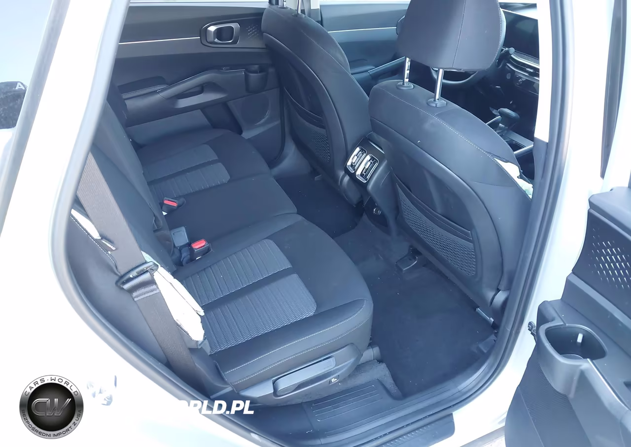 2026 Kia Sorento Lx VIN:5XYRG4JC5TG432861 - 8