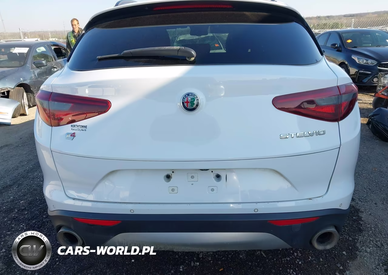 2018 Alfa Romeo Stelvio Ti Sport Awd VIN:ZASFAKNNXJ7B81566 - 16