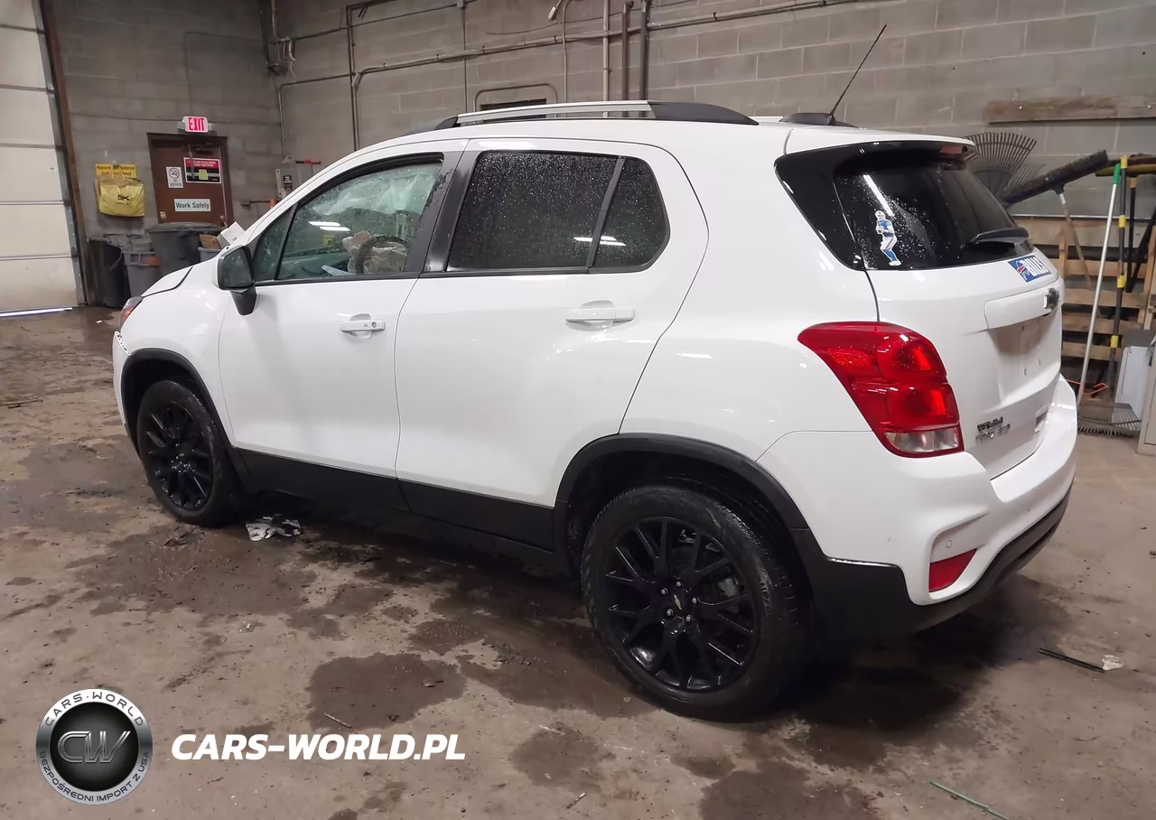2022 Chevrolet Trax Awd Lt VIN:KL7CJPSM5NB562309 - 3