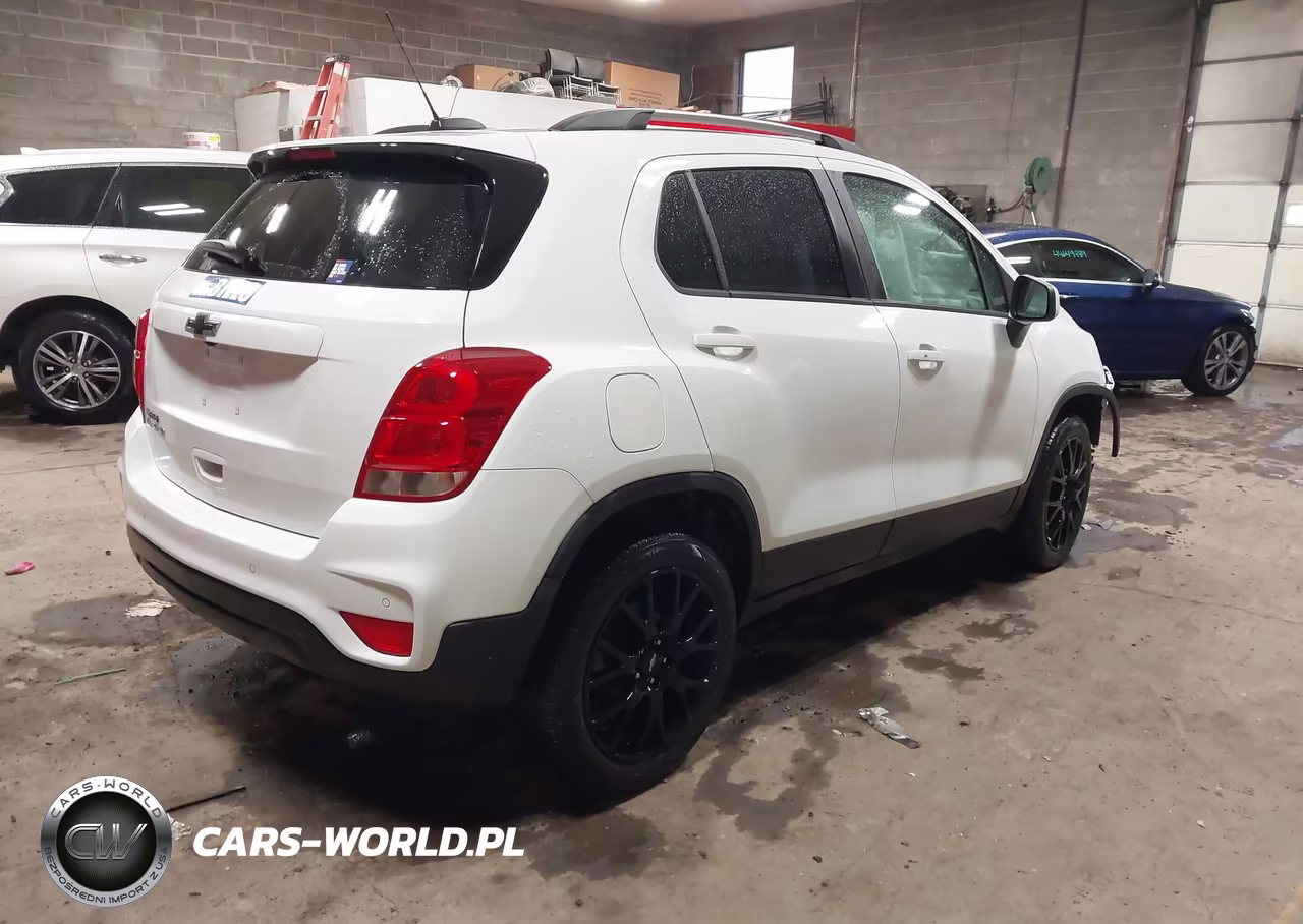 2022 Chevrolet Trax Awd Lt VIN:KL7CJPSM5NB562309 - 4