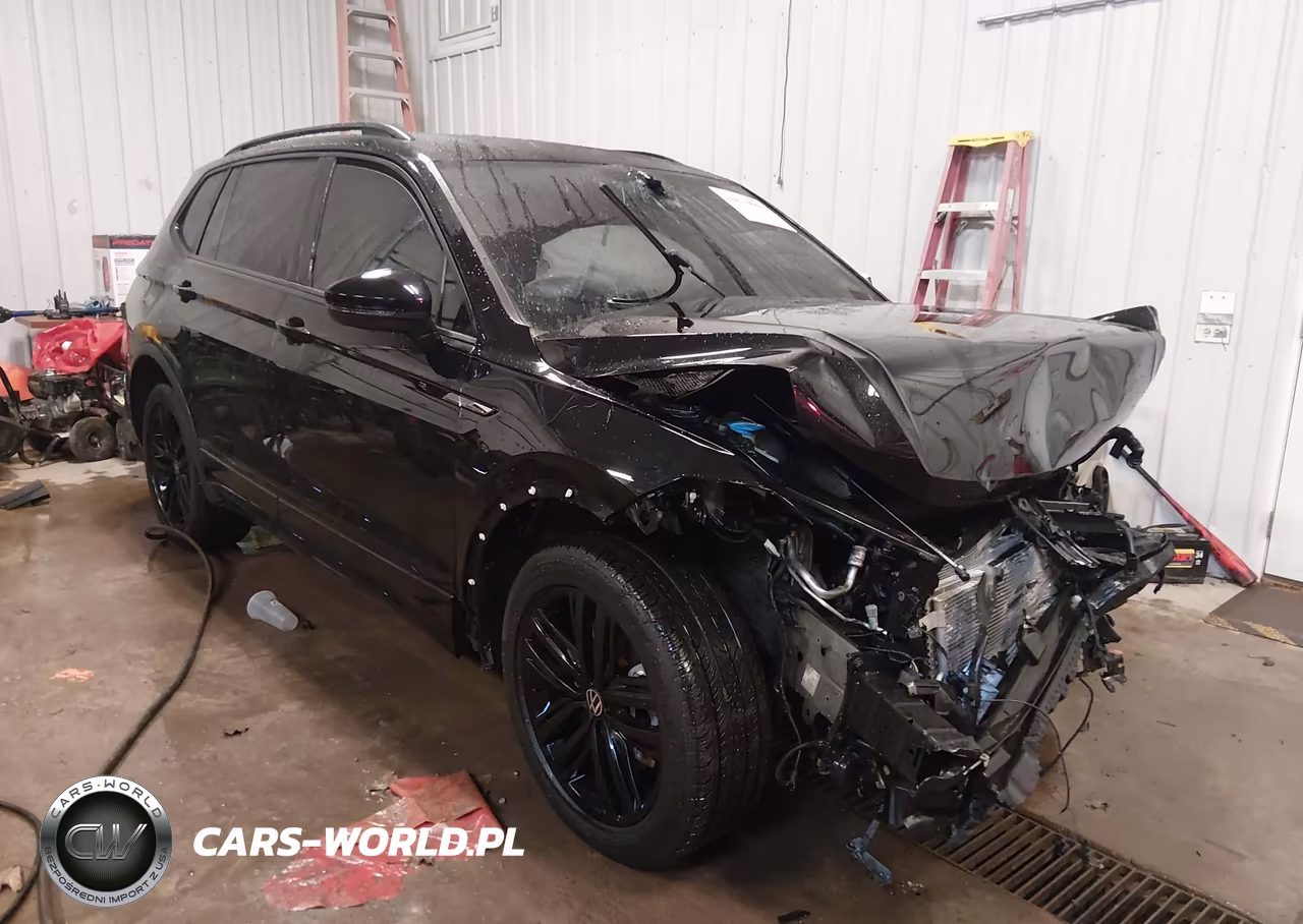 2022 Volkswagen Tiguan 2.0T Se R-Line Black