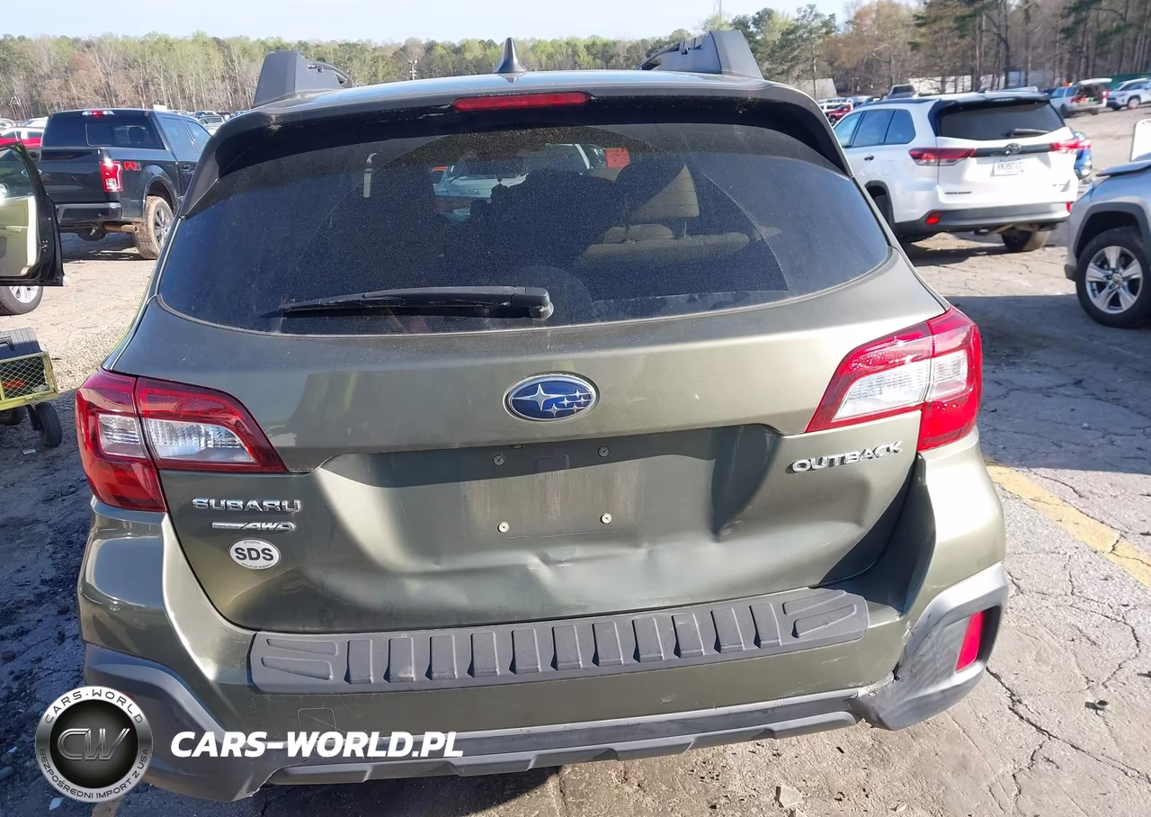 2018 Subaru Outback 2.5I Premium VIN:4S4BSAHC6J3248708 - 16