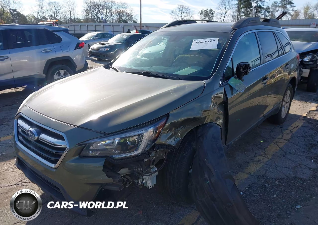 2018 Subaru Outback 2.5I Premium VIN:4S4BSAHC6J3248708 - 6
