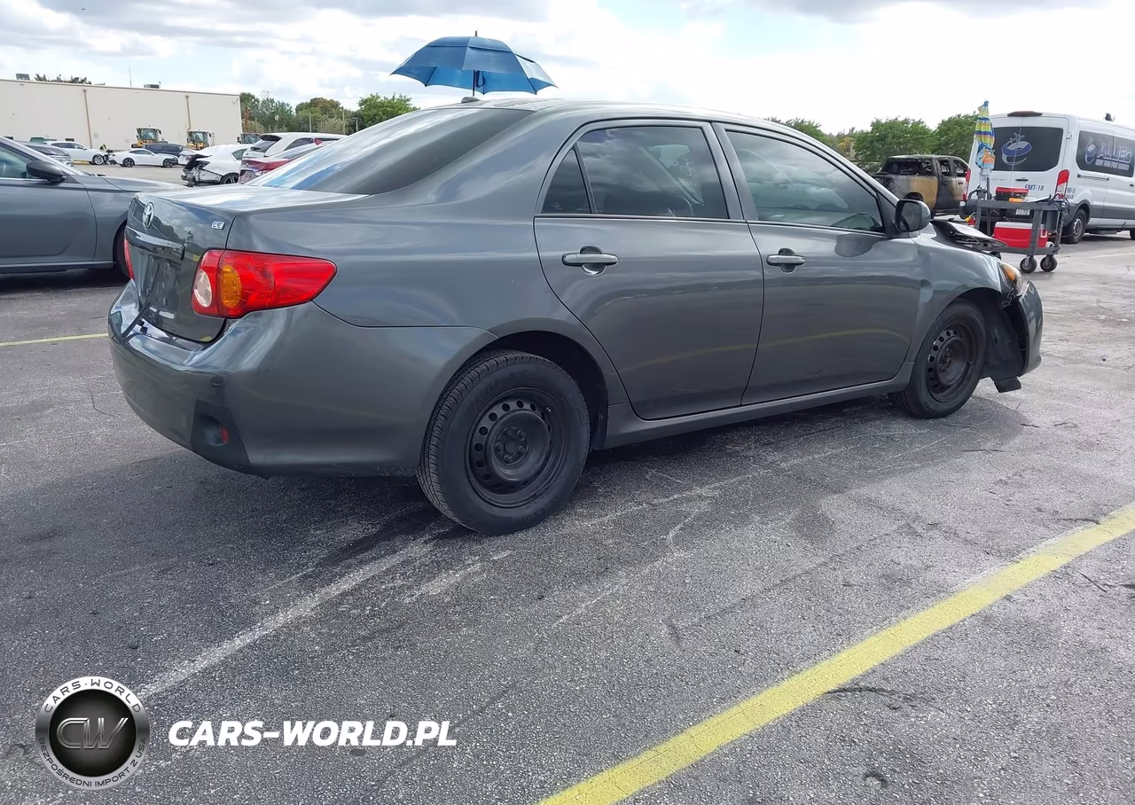 2010 Toyota Corolla Le VIN:2T1BU4EEXAC464882 - 4