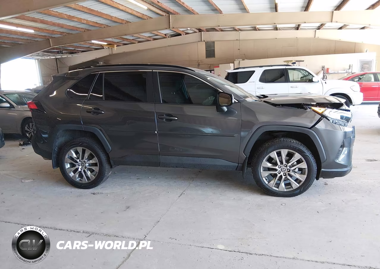 2021 Toyota Rav4 Xle Premium VIN:2T3A1RFV5MC181642 - 13