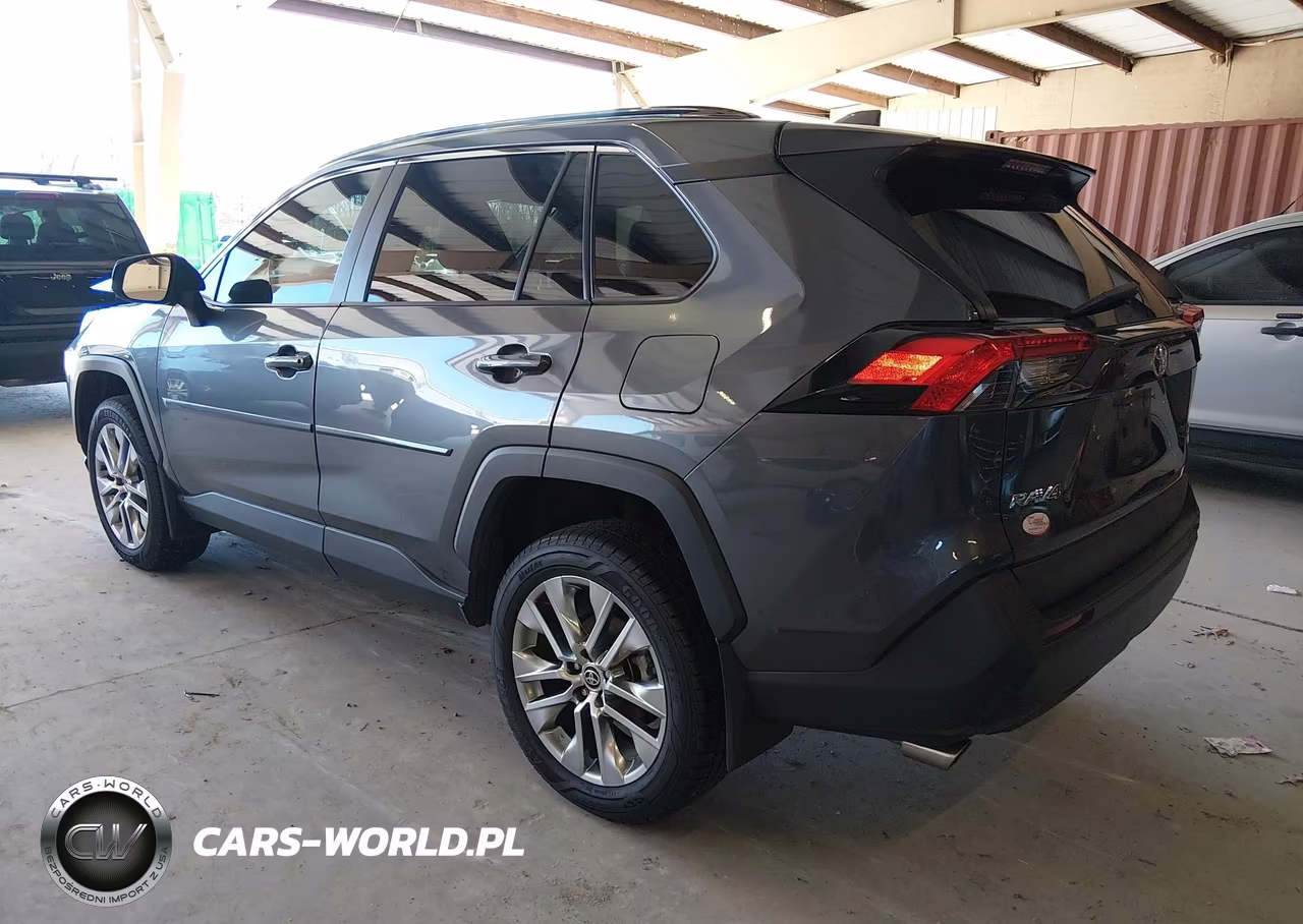 2021 Toyota Rav4 Xle Premium VIN:2T3A1RFV5MC181642 - 3
