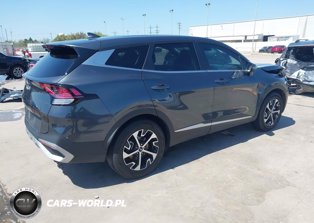 2023 Kia Sportage Ex VIN:5XYK33AF2PG069829 - 4