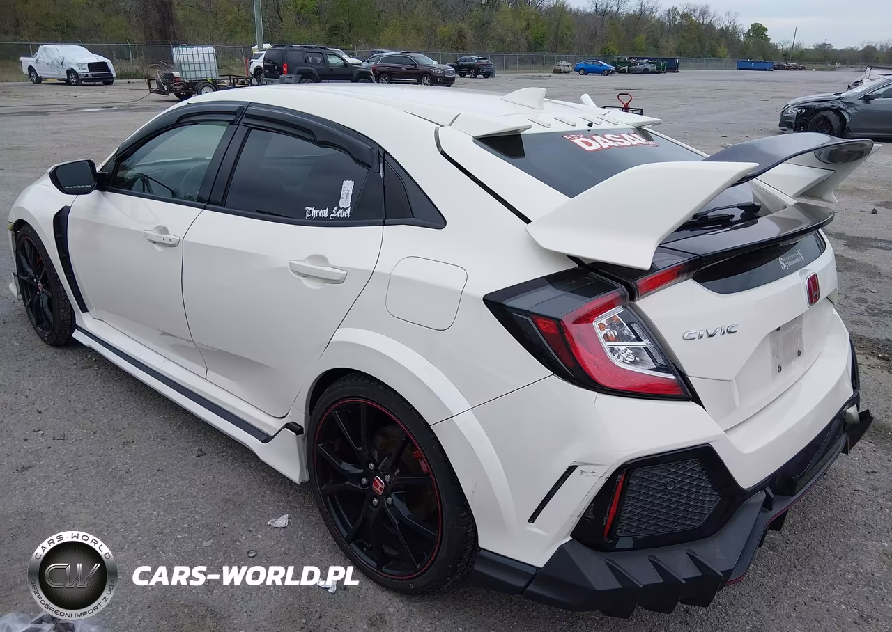 2018 Honda Civic Type R Touring VIN:SHHFK8G71JU203065 - 3