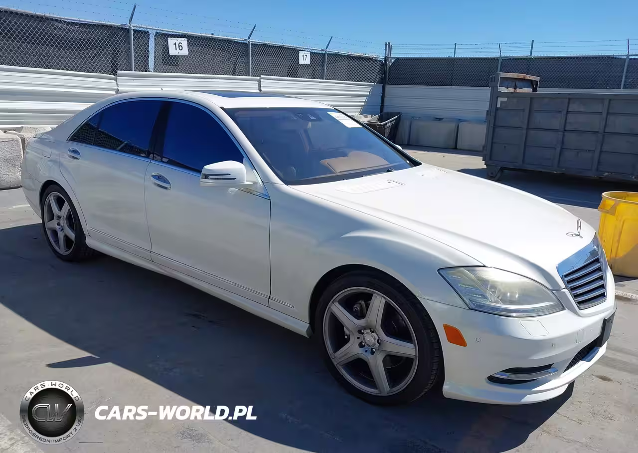 2013 Mercedes-Benz S 550