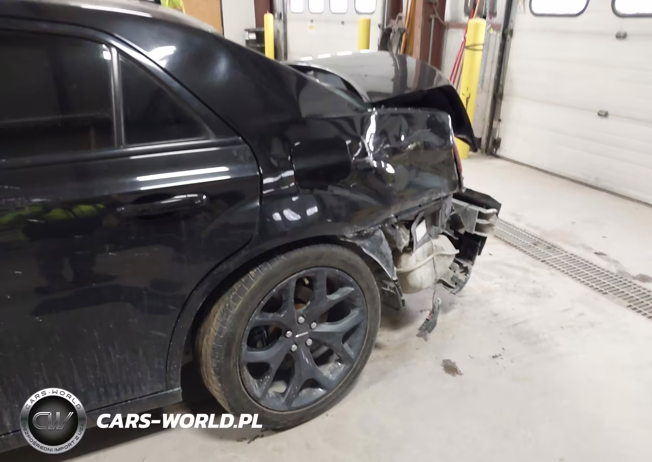2021 Chrysler 300 300S VIN:2C3CCABG2MH532974 - 6