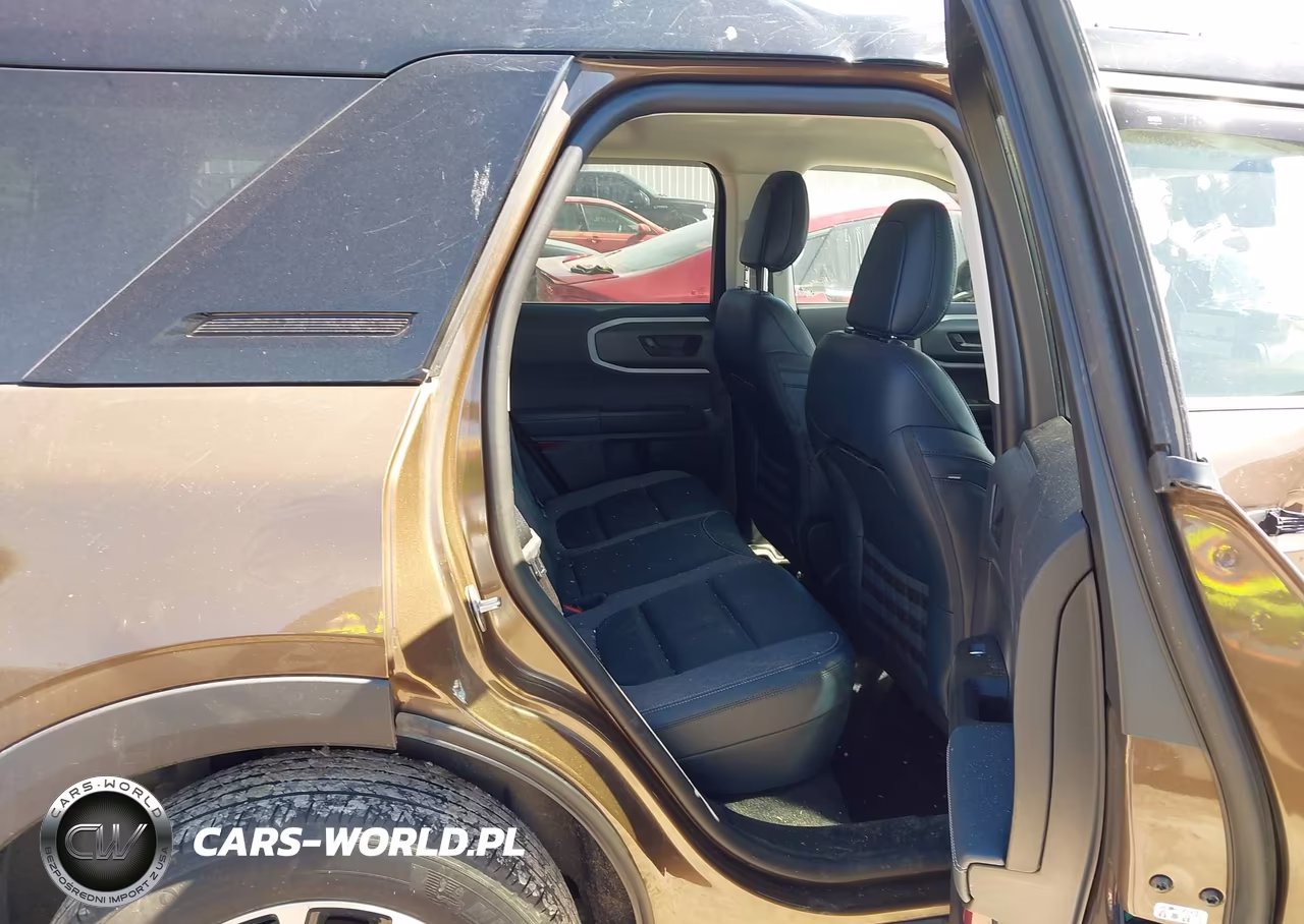 2022 Ford Bronco Sport Outer Banks VIN:3FMCR9C60NRE30427 - 8