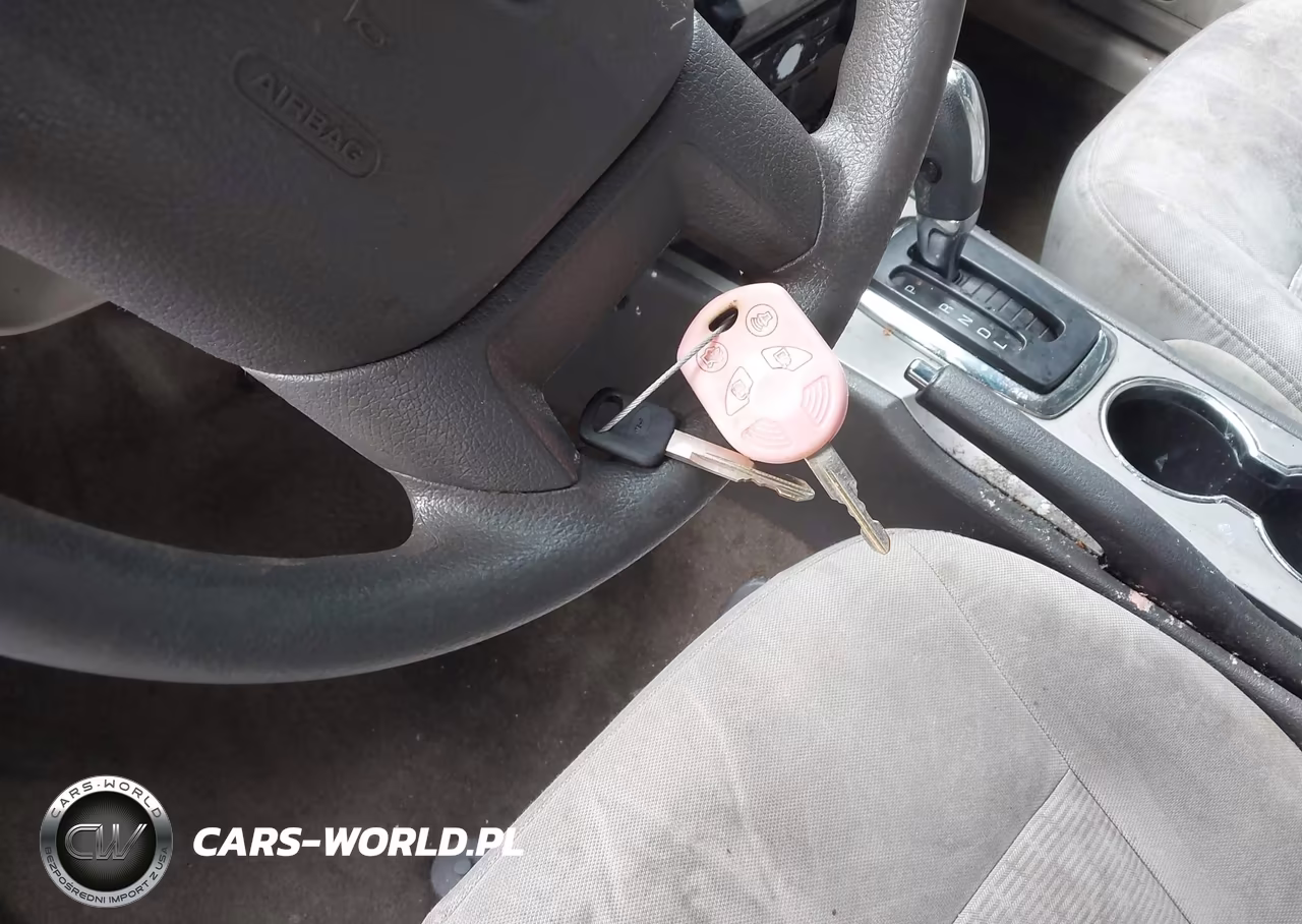 2012 Ford Fusion S VIN:3FAHP0GA2CR340497 - 11