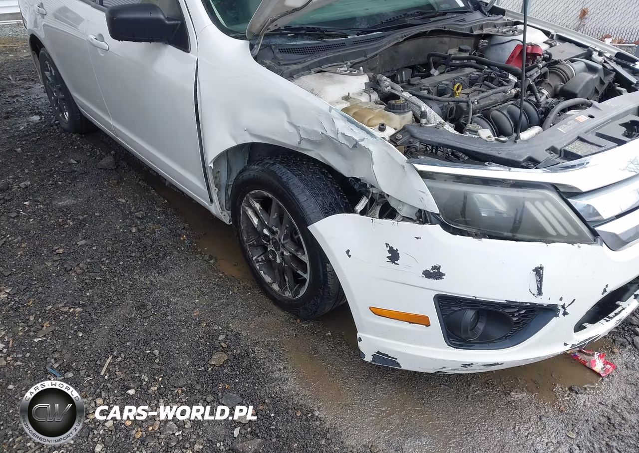 2012 Ford Fusion S VIN:3FAHP0GA2CR340497 - 6