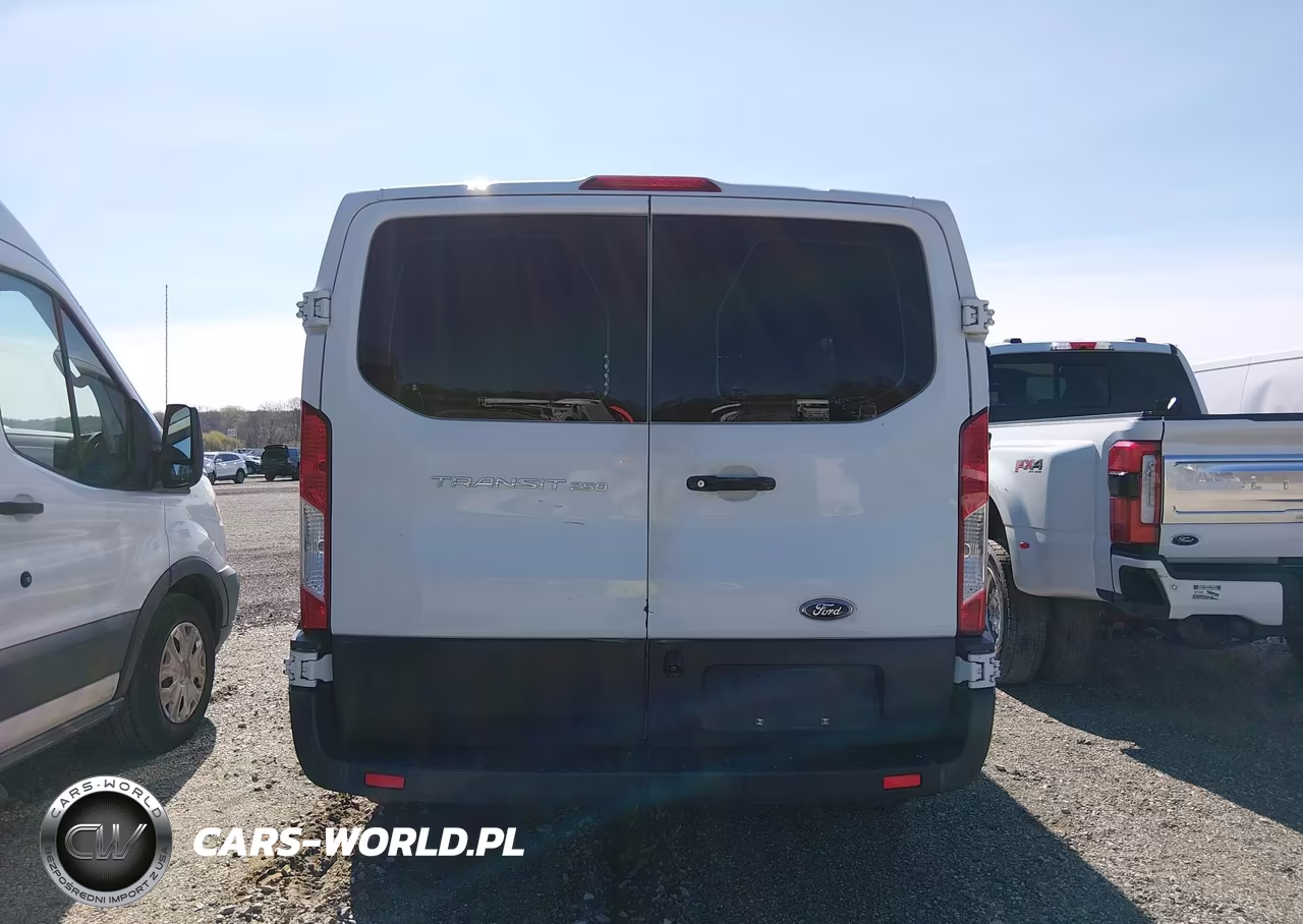 2018 Ford Transit-250 VIN:1FTYR1YM5JKB17102 - 16