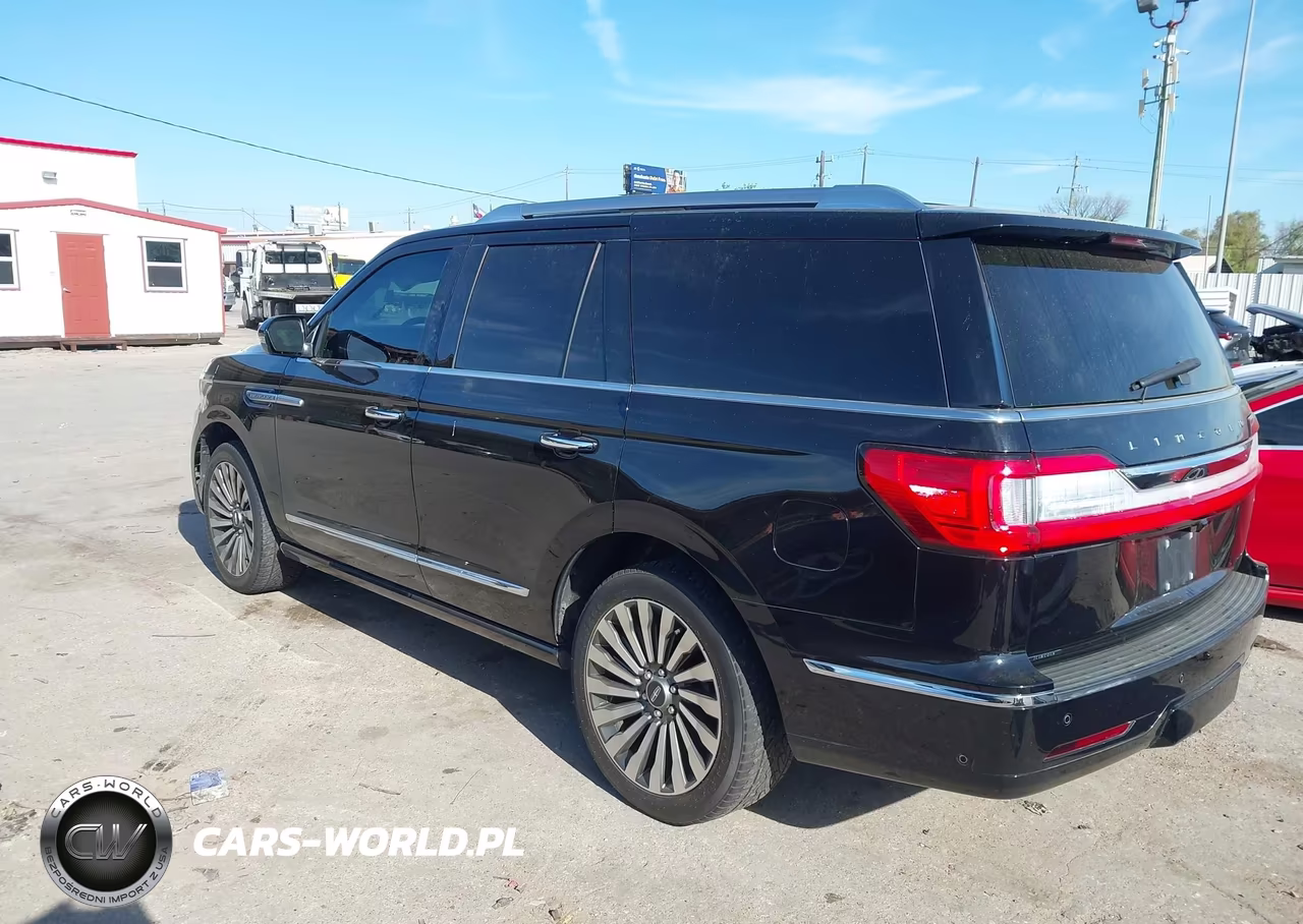 2018 Lincoln Navigator Reserve VIN:5LMJJ2LT4JEL10183 - 3
