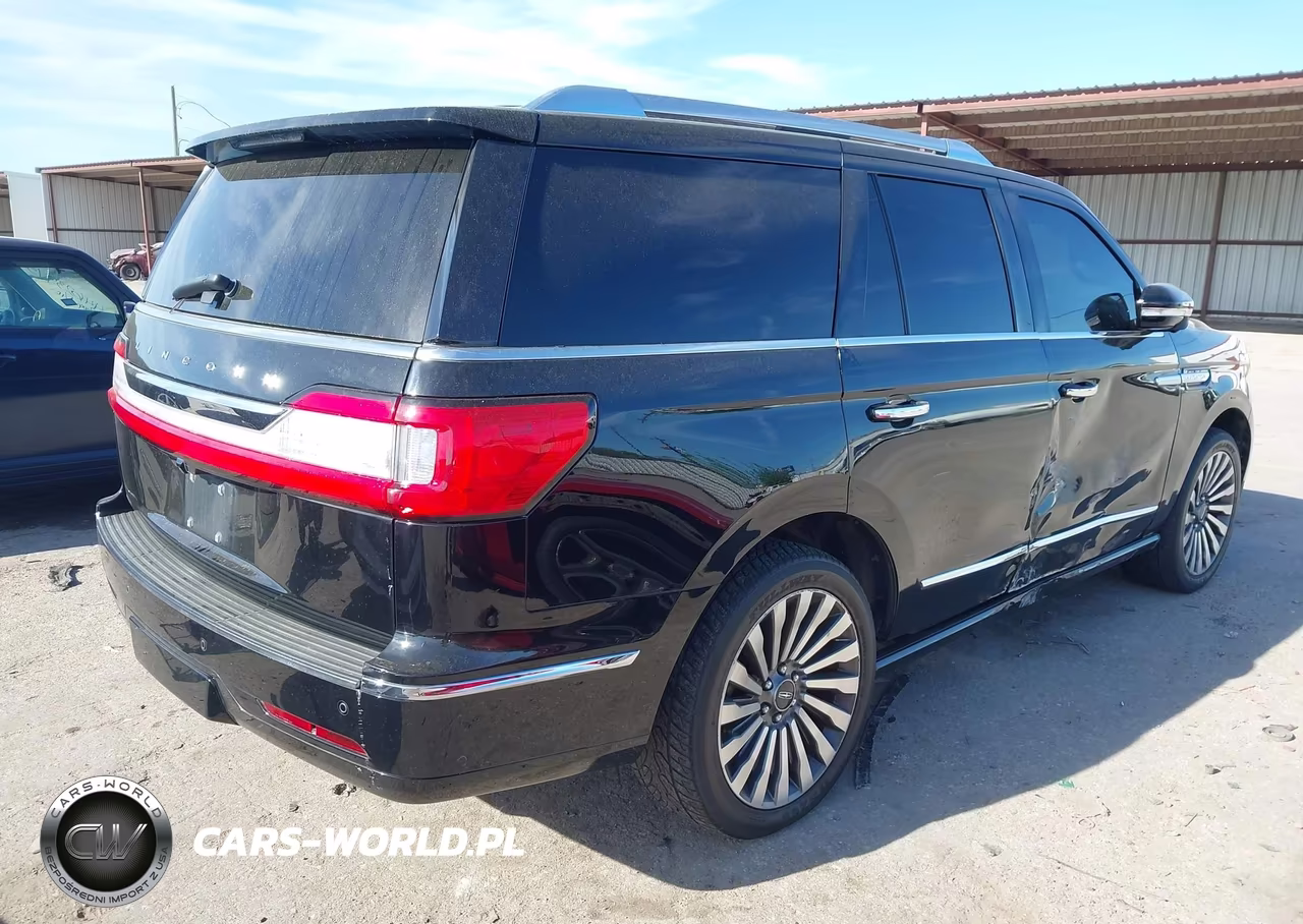 2018 Lincoln Navigator Reserve VIN:5LMJJ2LT4JEL10183 - 4