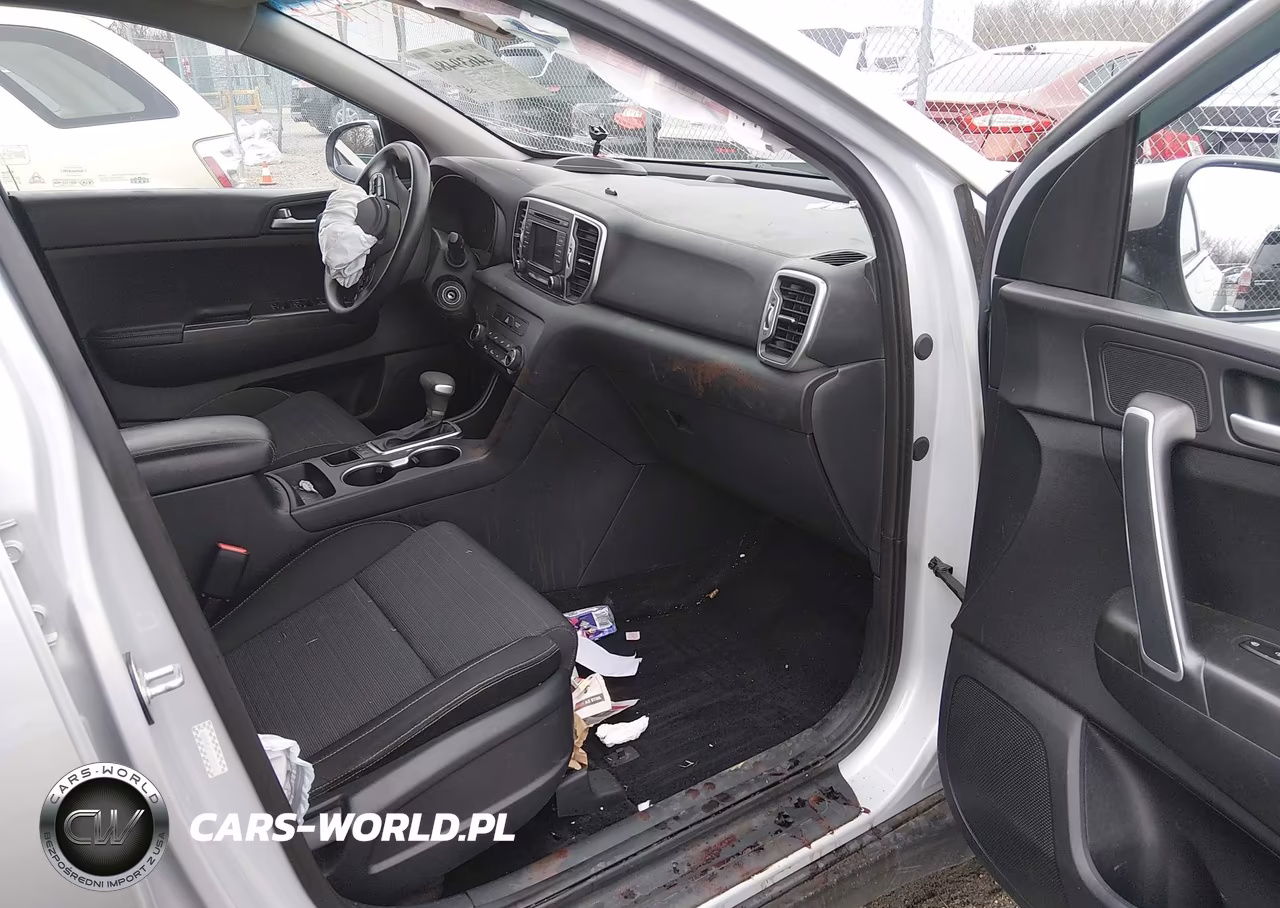2018 Kia Sportage Lx VIN:KNDPMCAC0J7402994 - 5