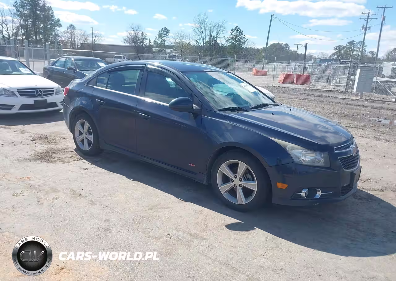 CHEVROLET CRUZE