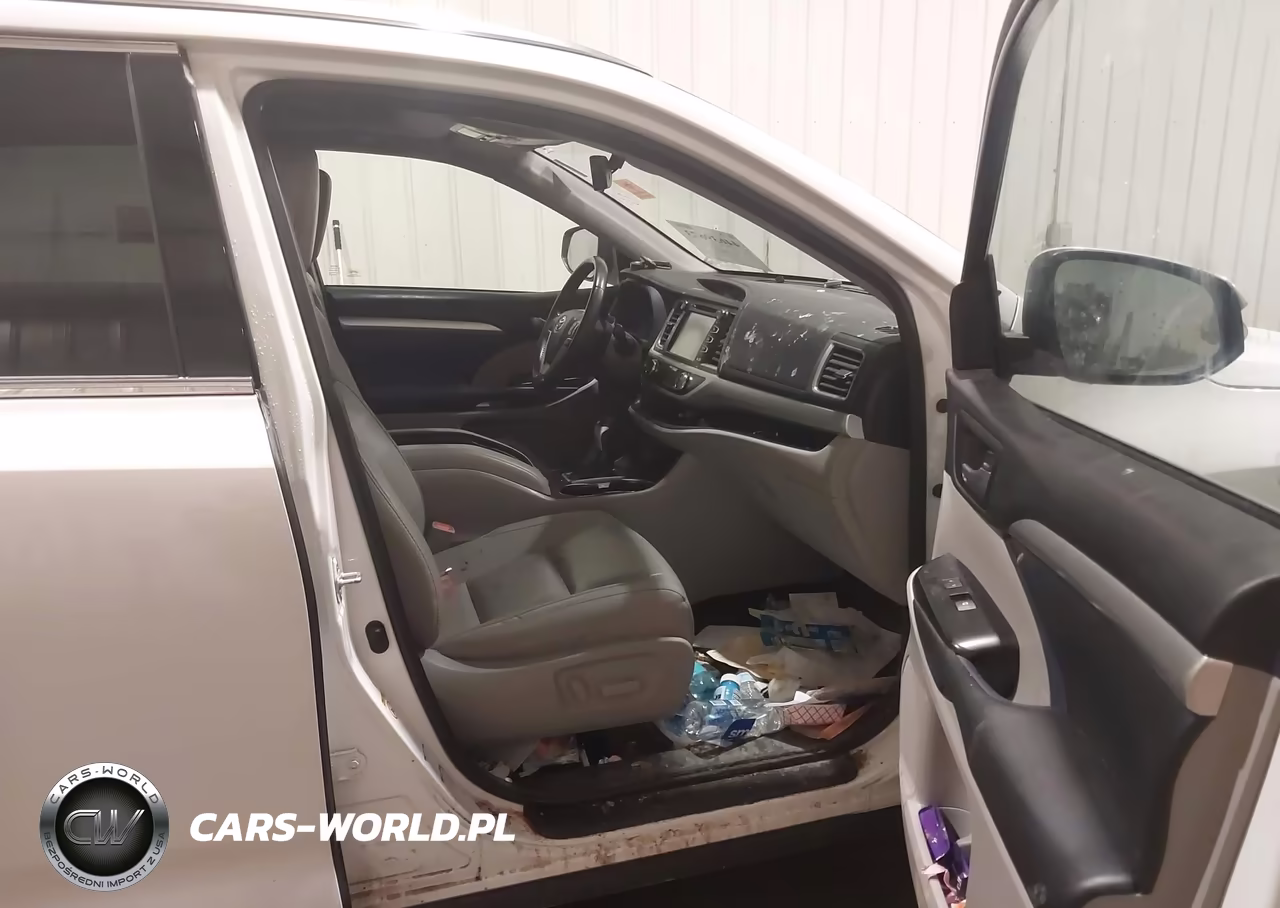 2019 Toyota Highlander Xle VIN:5TDJZRFH9KS574401 - 5