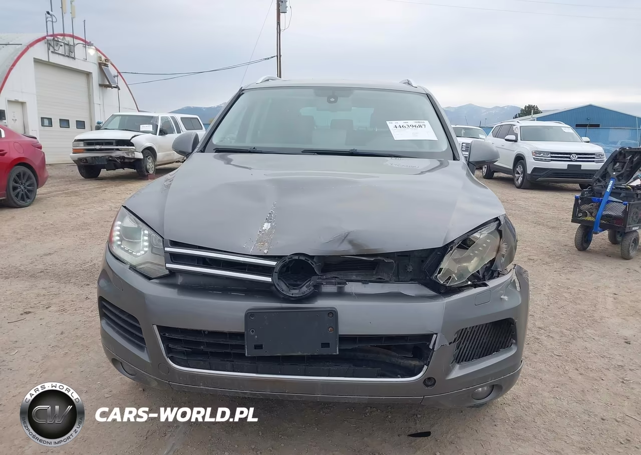 2012 Volkswagen Touareg Tdi Sport VIN:WVGEK9BP0CD006274 - 13