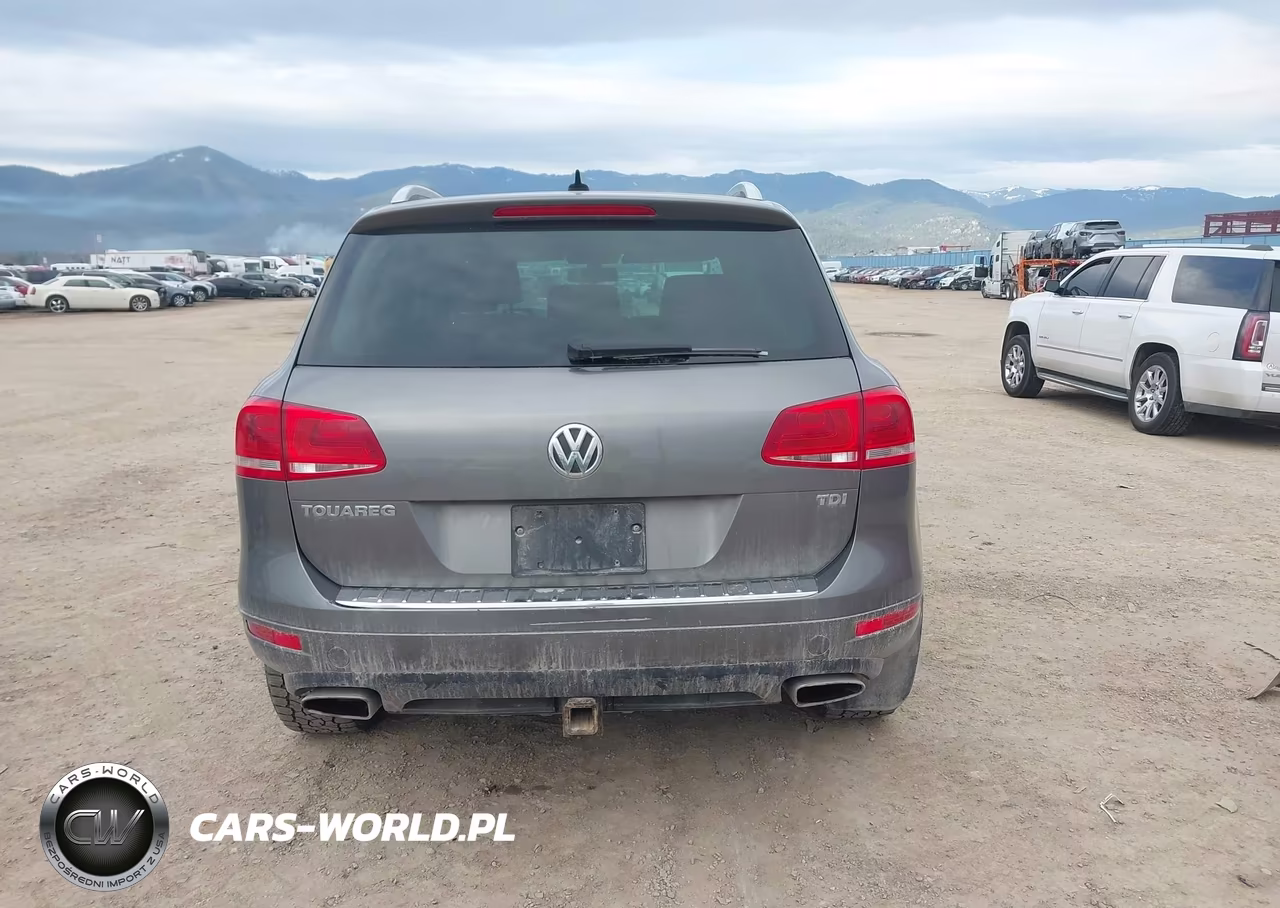 2012 Volkswagen Touareg Tdi Sport VIN:WVGEK9BP0CD006274 - 17