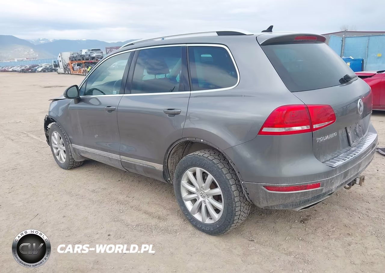 2012 Volkswagen Touareg Tdi Sport VIN:WVGEK9BP0CD006274 - 3