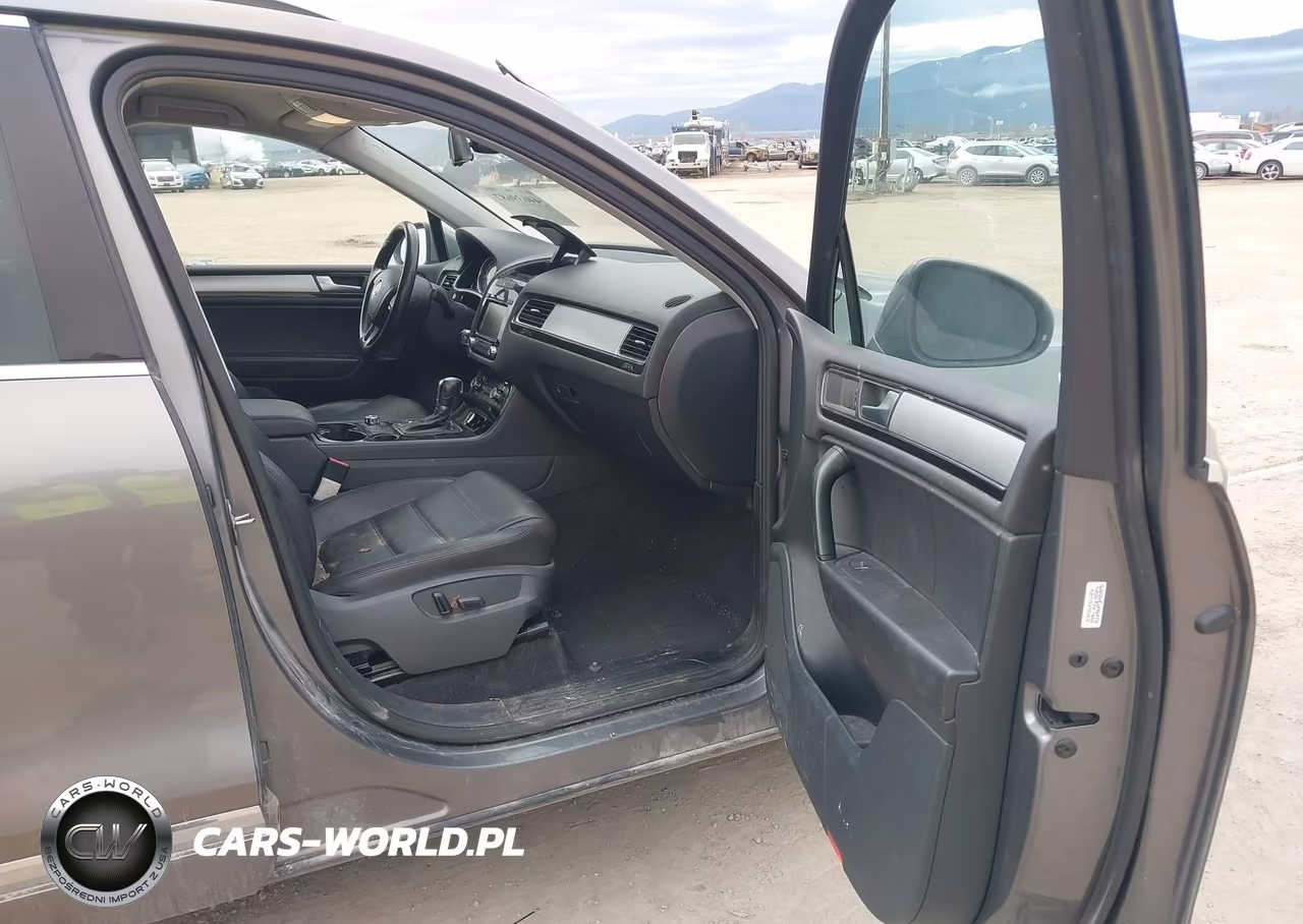 2012 Volkswagen Touareg Tdi Sport VIN:WVGEK9BP0CD006274 - 5