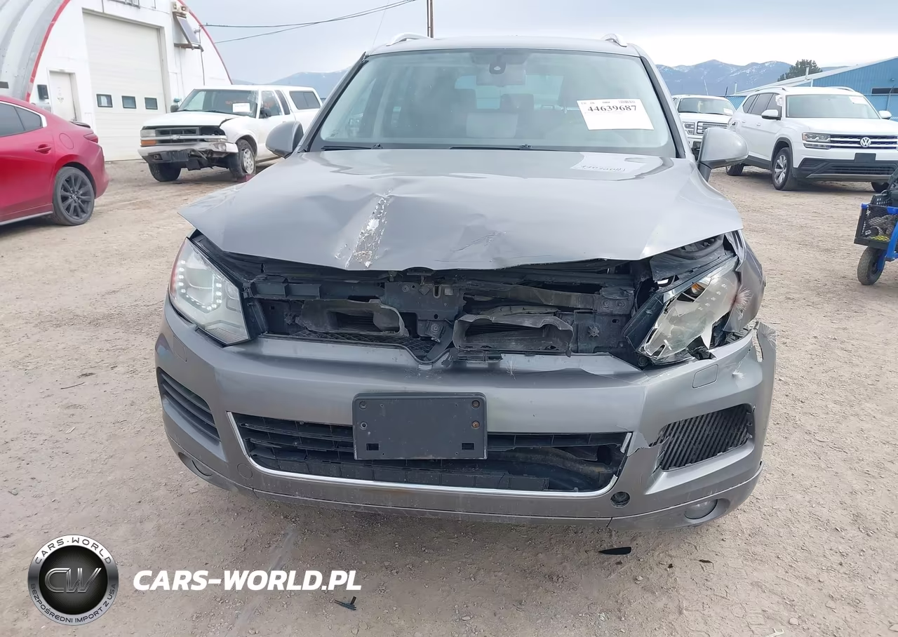 2012 Volkswagen Touareg Tdi Sport VIN:WVGEK9BP0CD006274 - 6