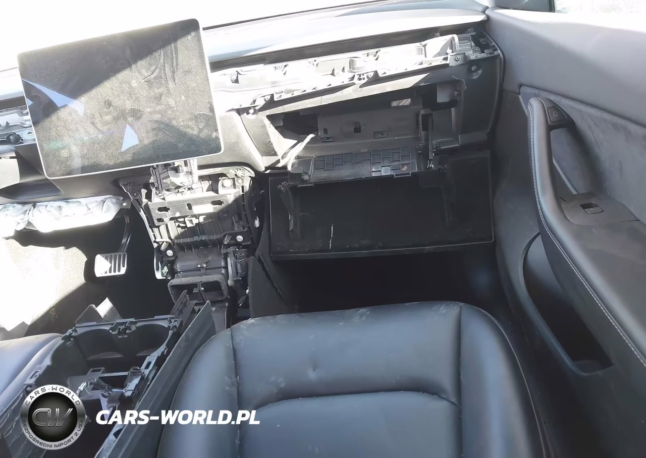 2021 Tesla Model Y Long Range Dual Motor All-Wheel Drive VIN:5YJYGDEE4MF301338 - 5