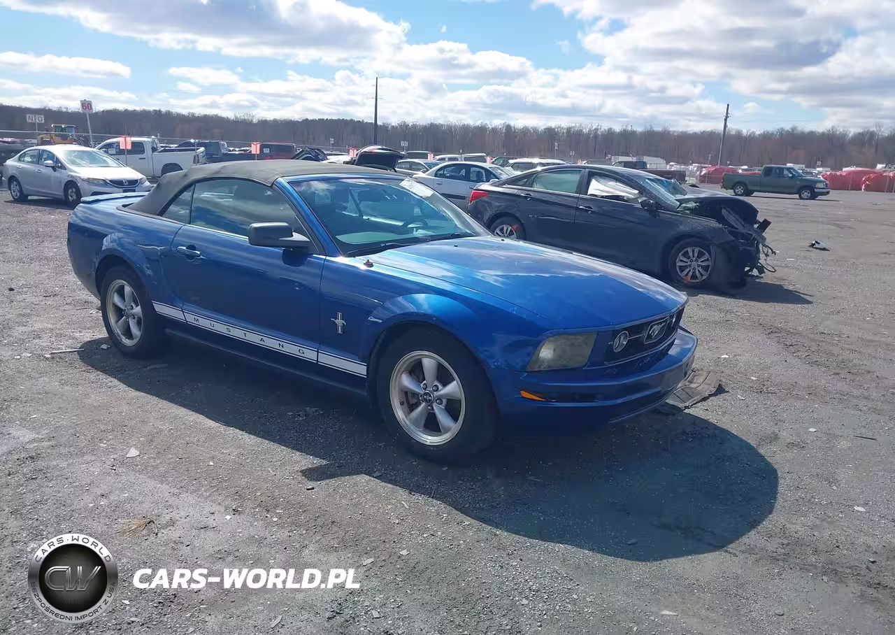2007 Ford Mustang V6 Deluxe-V6 Premium