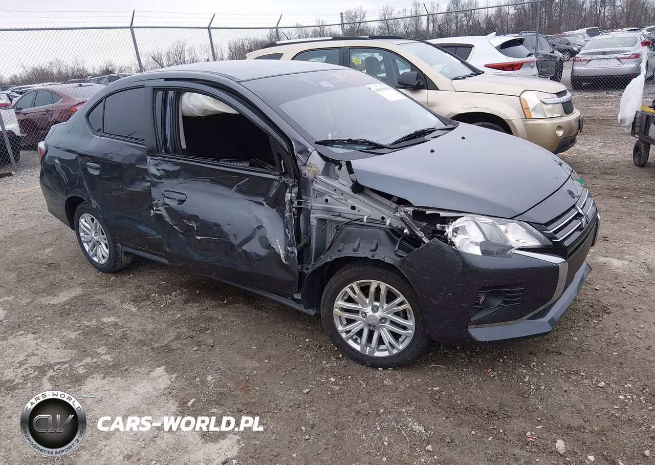 2024 Mitsubishi Mirage G4 Le – zdjęcie 1 z 17