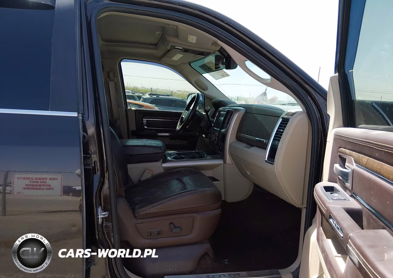 2017 Ram 3500 Laramie Longhorn 4X4 8' Box VIN:3C63RRKLXHG603132 - 7