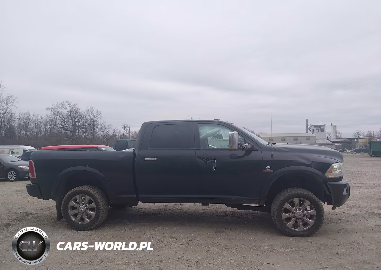 2016 Ram 2500 Laramie VIN:3C6UR5FL2GG191651 - 13