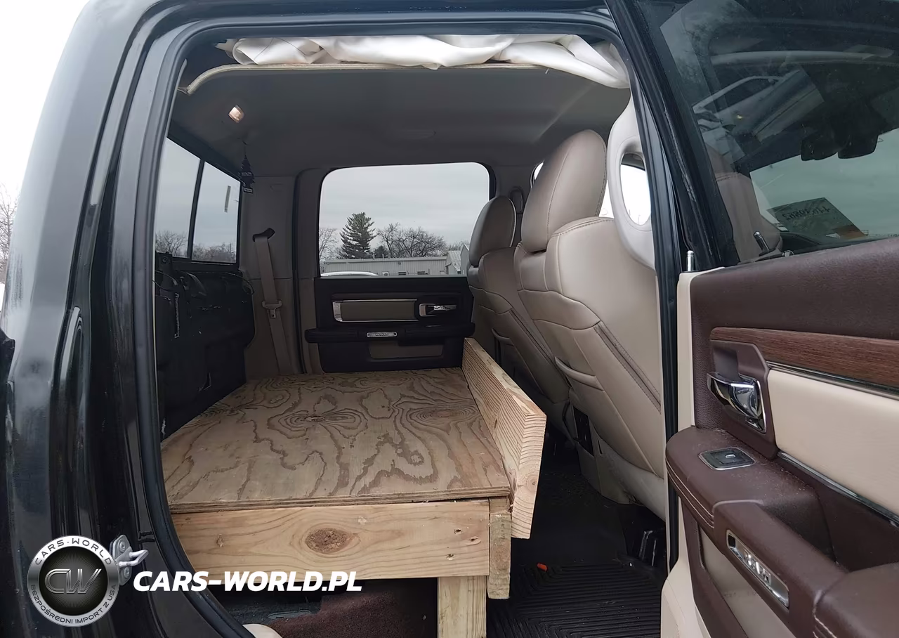 2016 Ram 2500 Laramie VIN:3C6UR5FL2GG191651 - 8