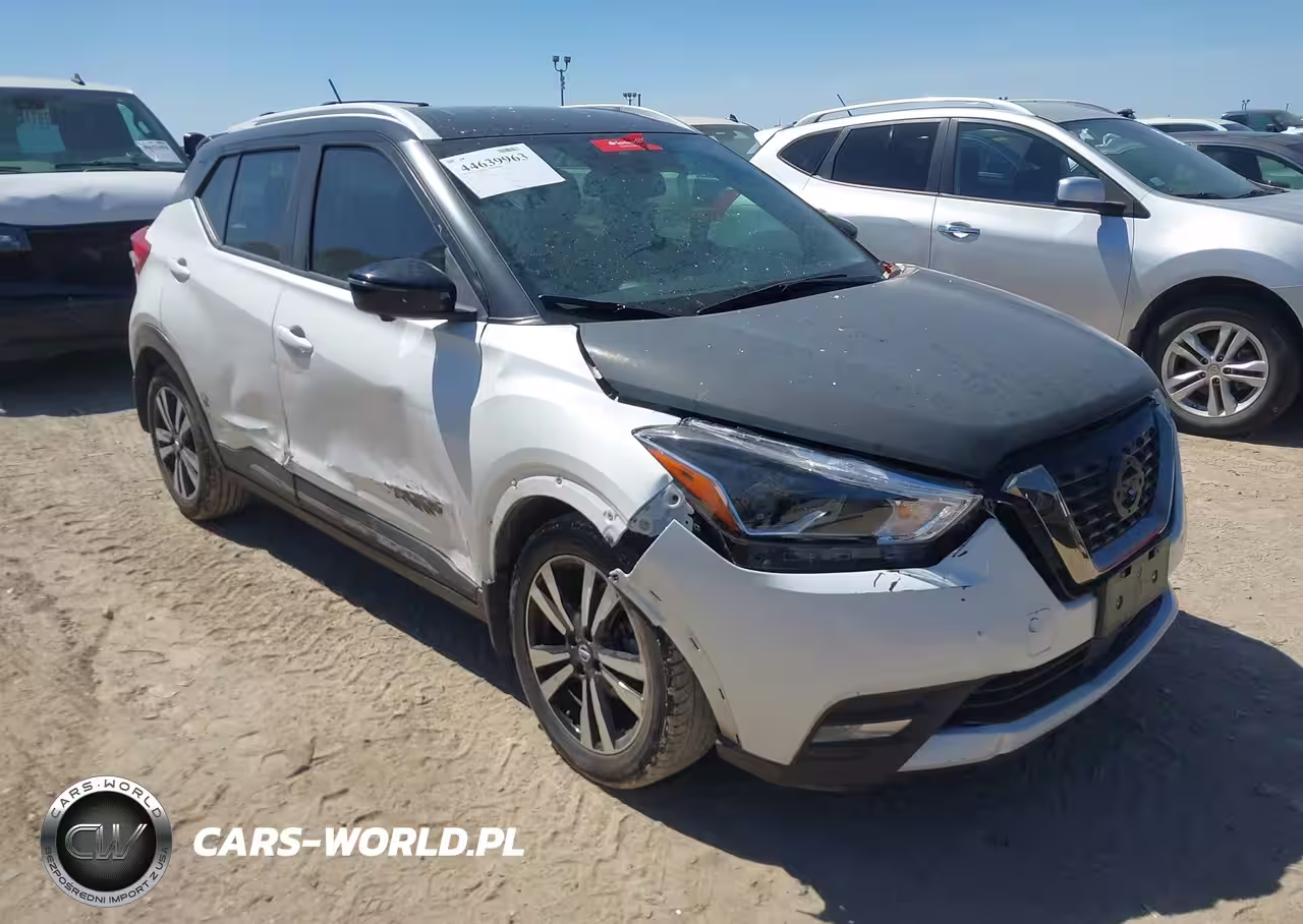 2020 Nissan Kicks Sr Xtronic Cvt