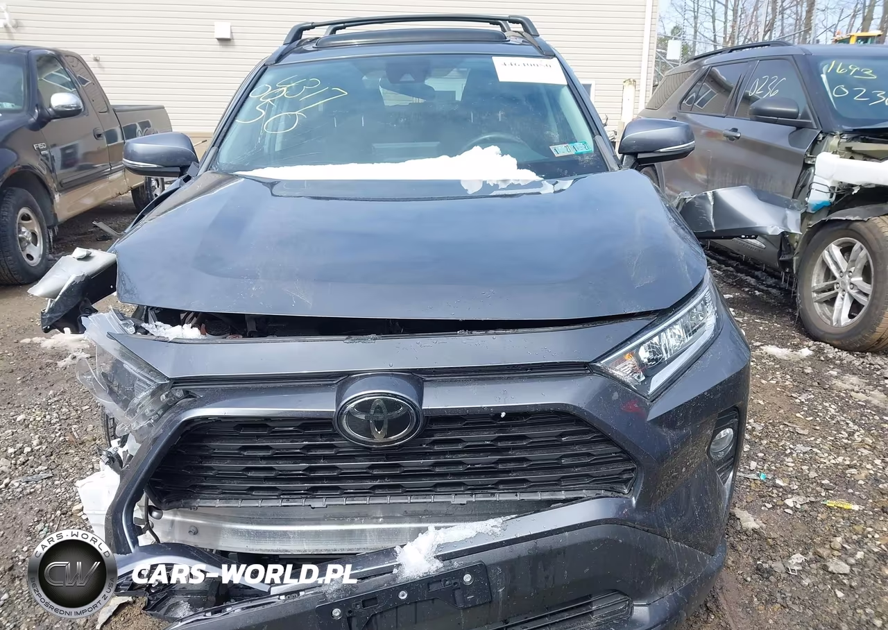2020 Toyota Rav4 Xle VIN:2T3P1RFV4LC104317 - 13