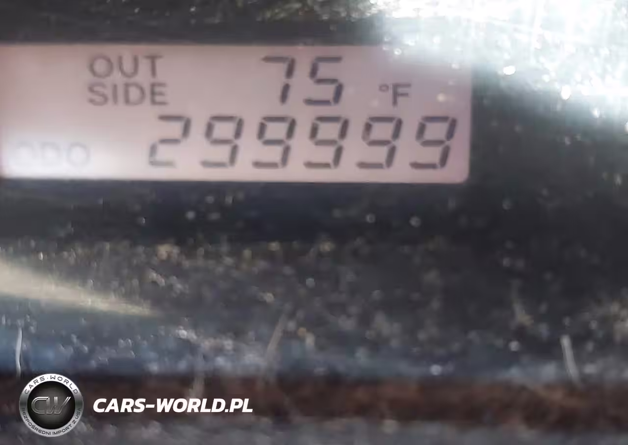 2005 Toyota Corolla Le VIN:1NXBR32E65Z492554 - 12
