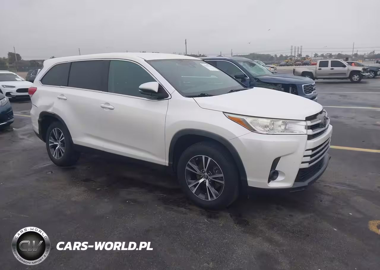 2019 Toyota Highlander Le
