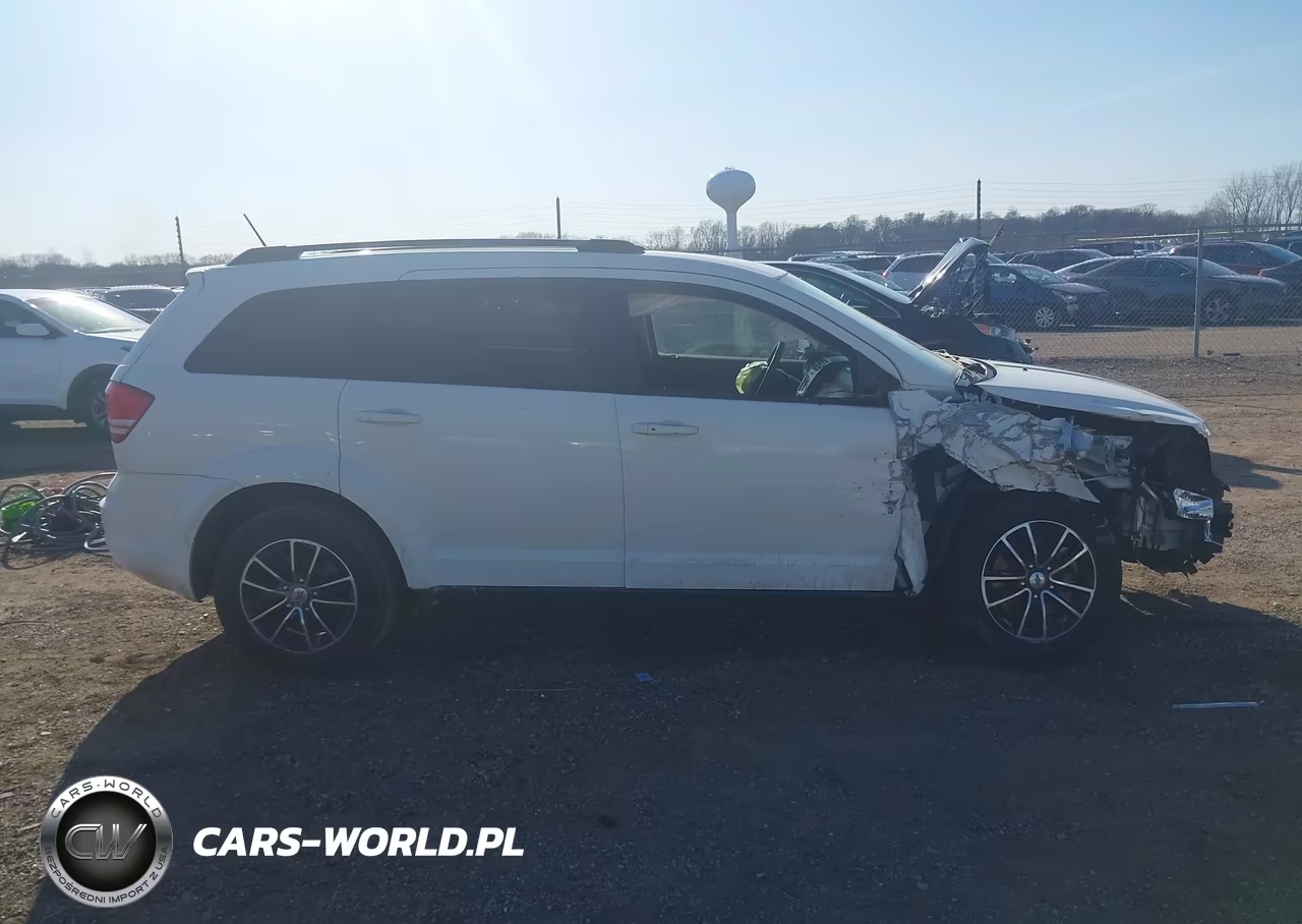 2018 Dodge Journey Se VIN:3C4PDCAB5JT427814 - 14