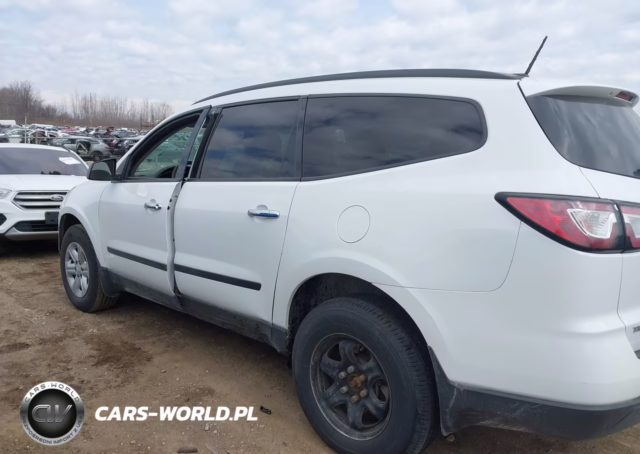 2017 Chevrolet Traverse Ls VIN:1GNKVFED5HJ346339 - 14
