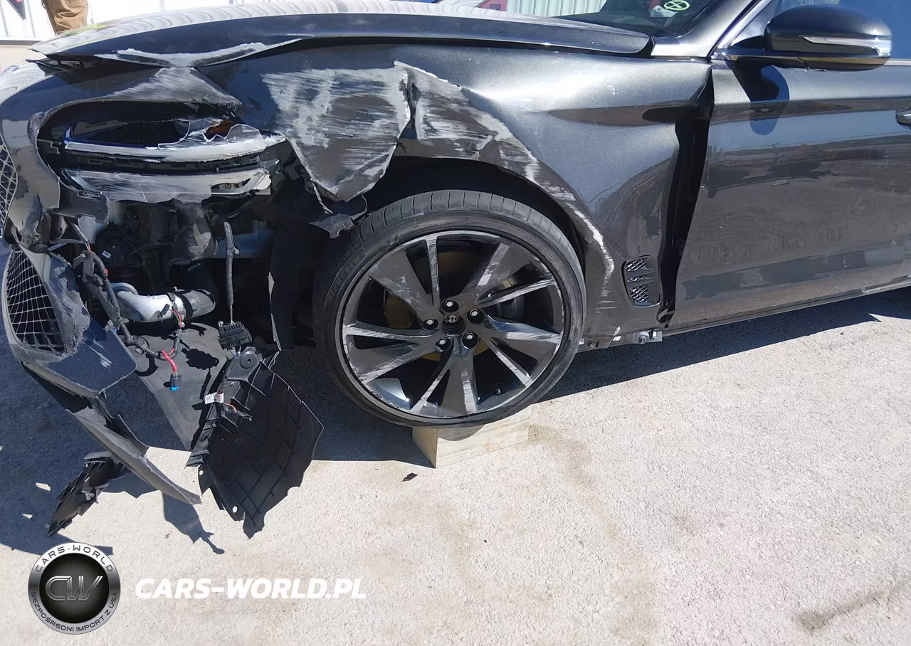 2023 Genesis G70 2.0T Awd VIN:KMTG34TA4PU134225 - 6