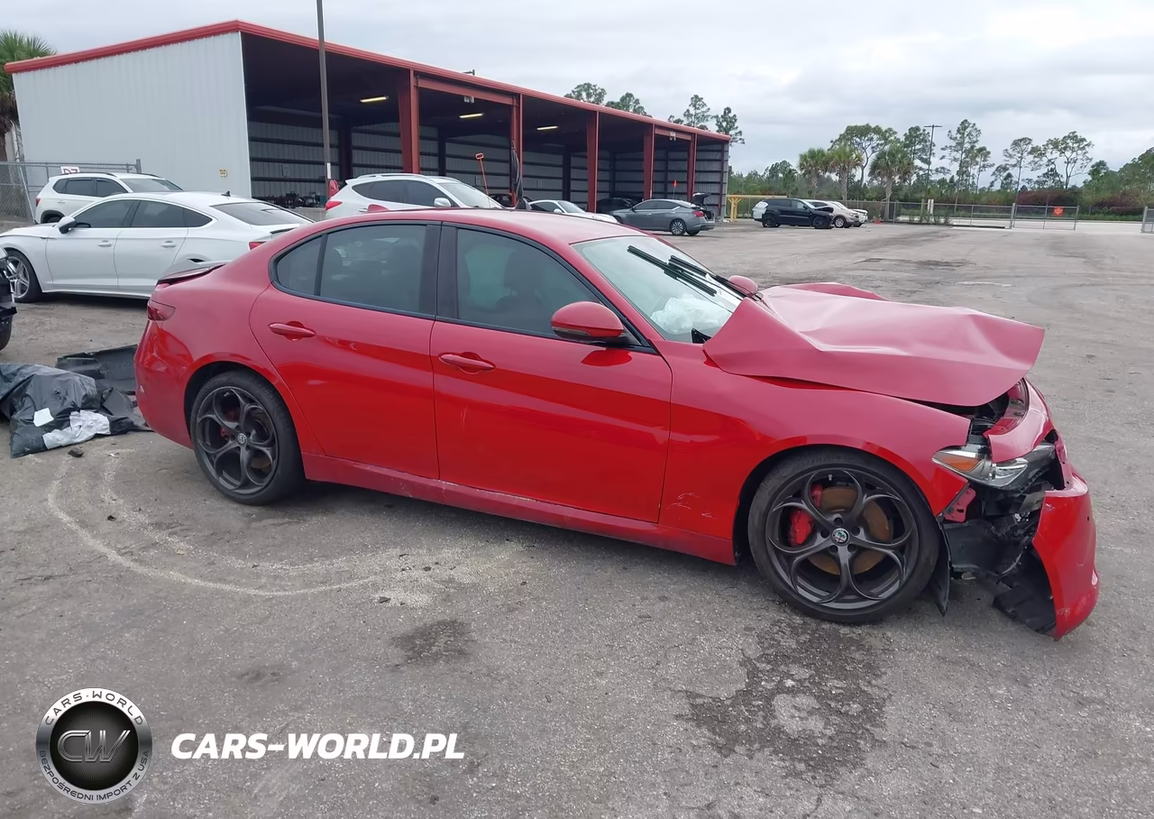 2017 Alfa Romeo Giulia Ti Rwd