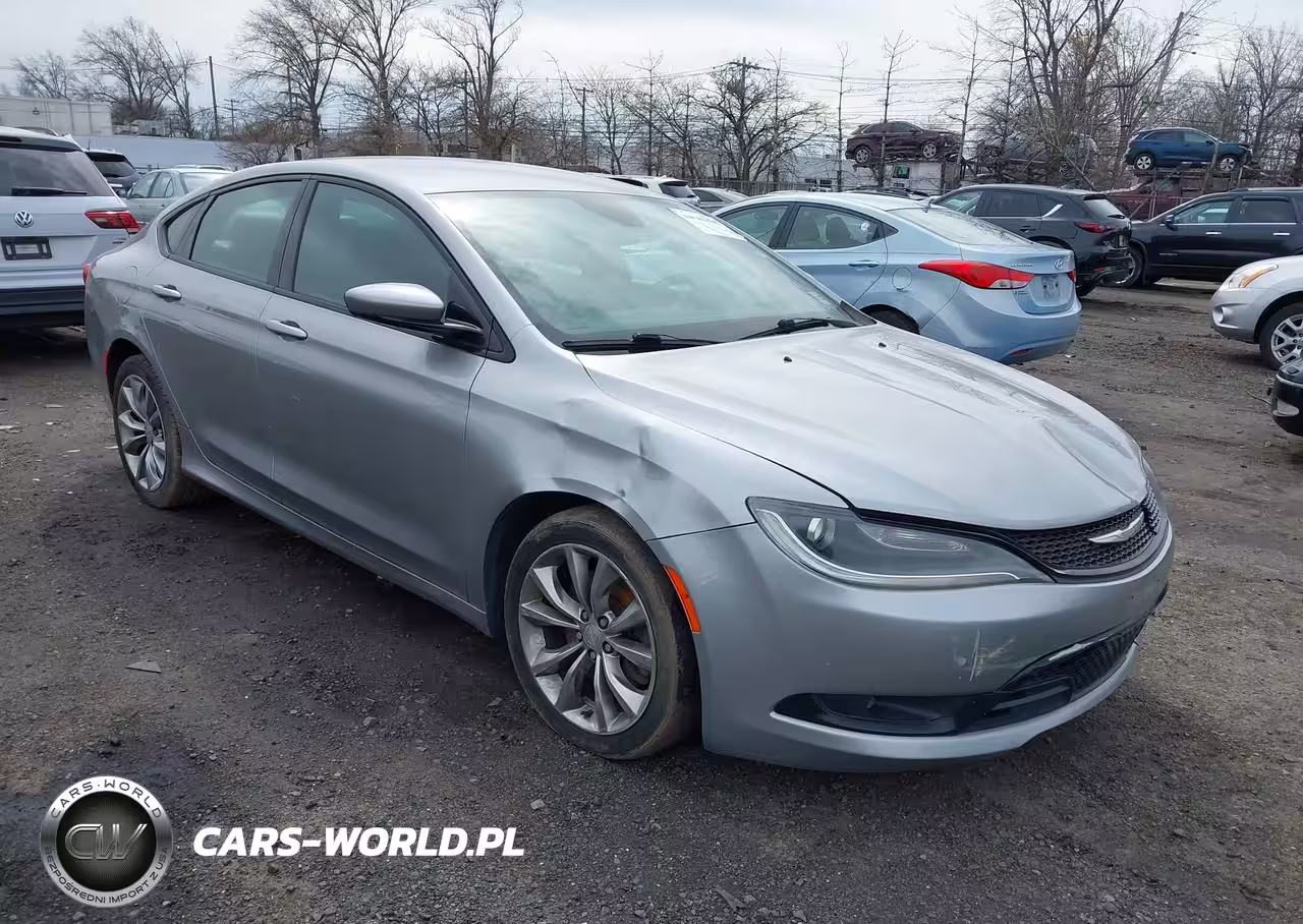 2015 Chrysler 200 S