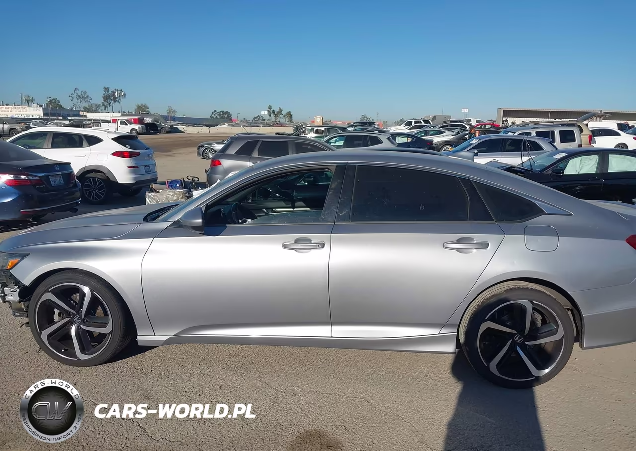 2018 Honda Accord Sport VIN:1HGCV1F38JA247608 - 13