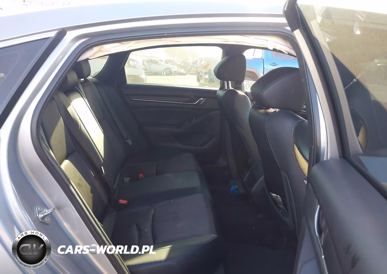 2018 Honda Accord Sport VIN:1HGCV1F38JA247608 - 8